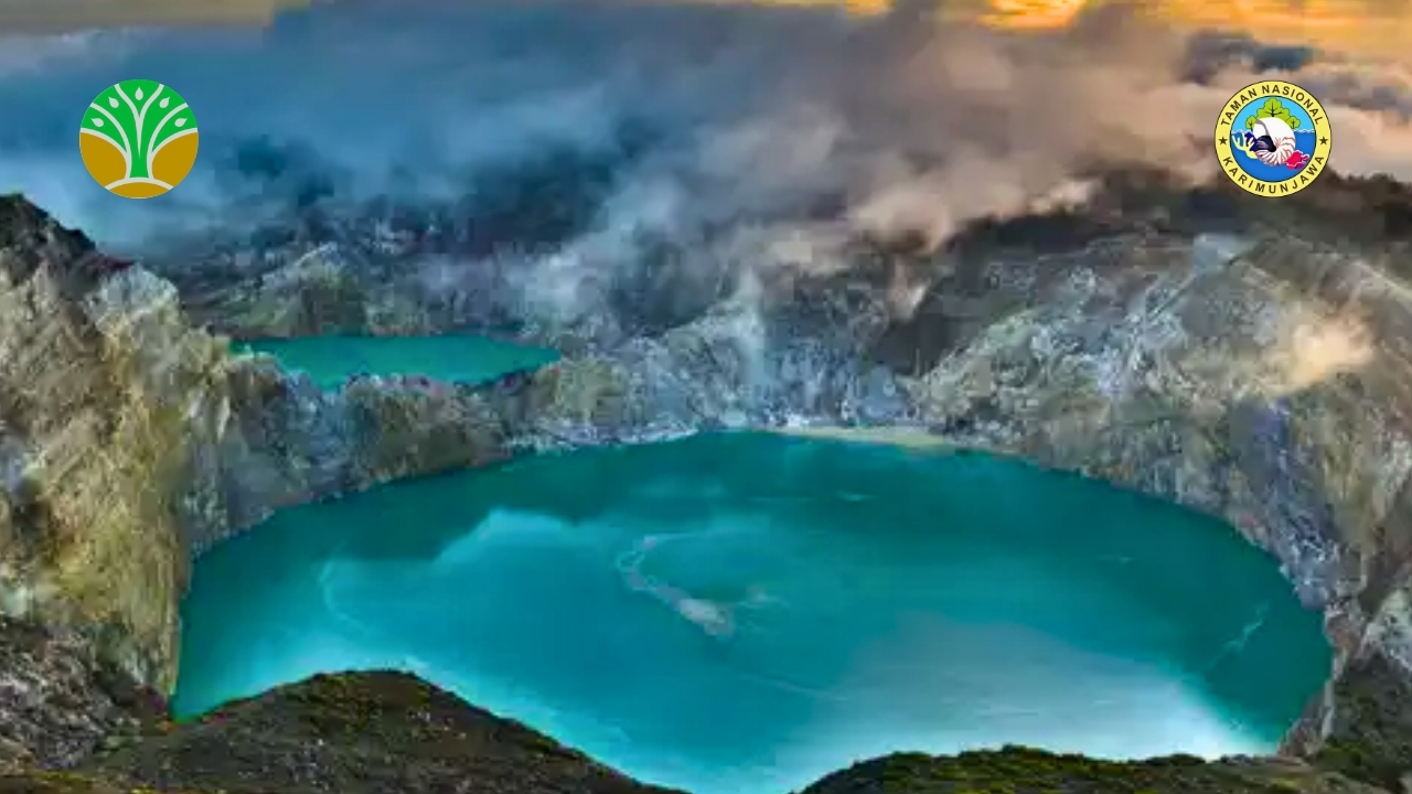 Taman Nasional Kelimutu